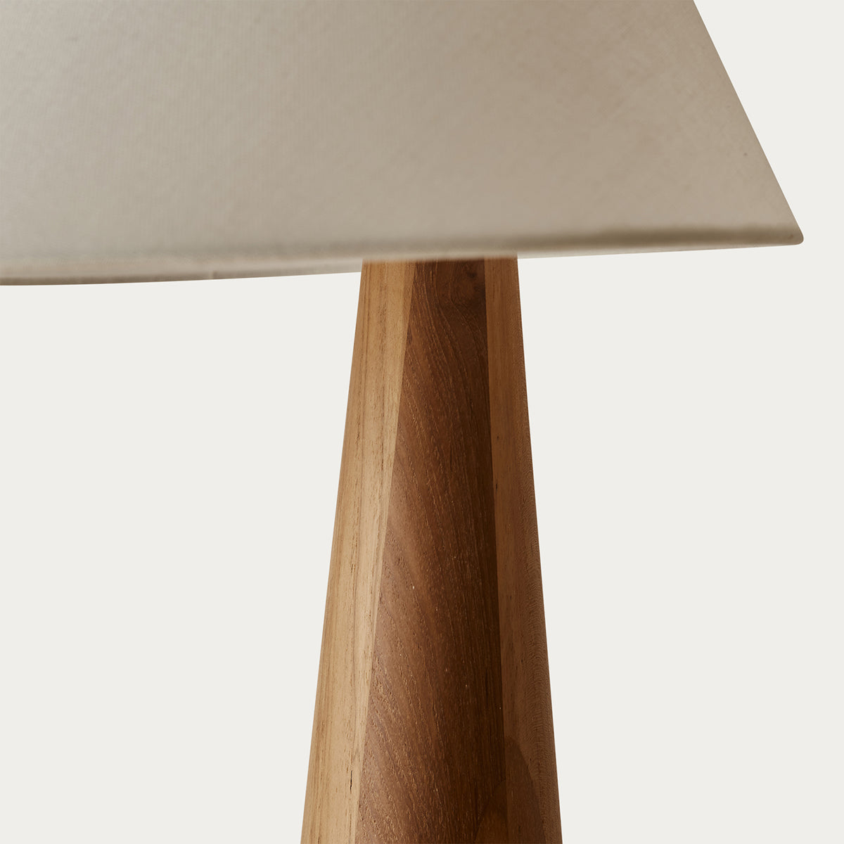 Alvin Floor Lamp - image 4